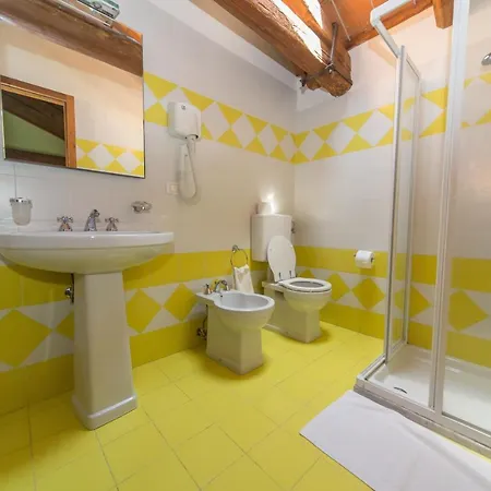 Alojamento de Acomodação e Pequeno-almoço Cjasal Di Pition Pozzuolo del Friuli