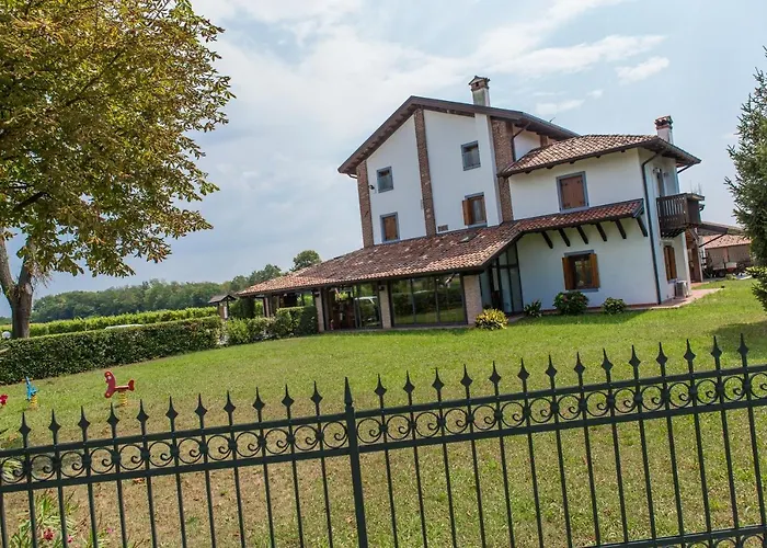 Bed and Breakfast Cjasal Di Pition